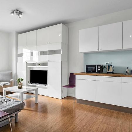 1Br New Apt 20Min Centre Parking وارسو المظهر الخارجي الصورة
